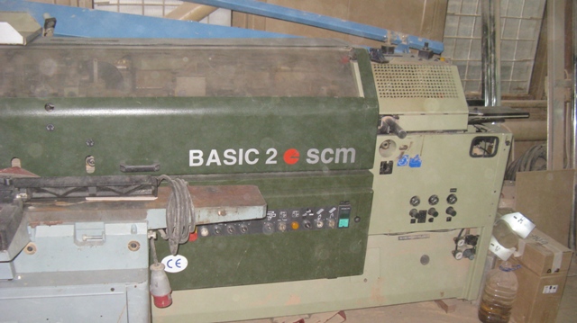 Кромкооблицовочный станок SCM BASIC 2